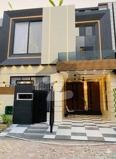 Brand New 5 Marla Designer House for Sale | Luxury Finishing