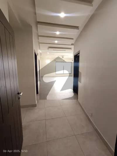 03 BHK LUXURY APARTMENT AVAILABLE FOR RENT IN GULBERG GREEN ISLAMABAD