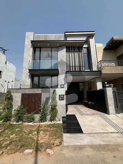 5 Marla Exceptional Designer Home Prime Location &Amp; Executive Finishing