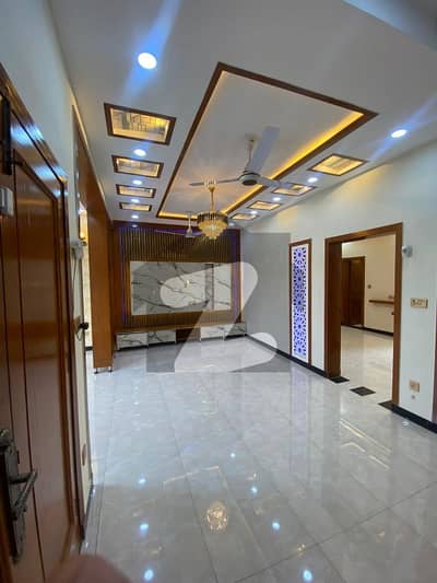 بحریہ ٹاؤن ۔ بلاک بی بی بحریہ ٹاؤن سیکٹرڈی,بحریہ ٹاؤن,لاہور میں 3 کمروں کا 5 مرلہ مکان 75.0 ہزار میں کرایہ پر دستیاب ہے۔