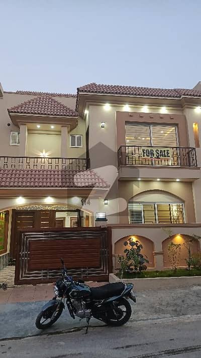 Beautiful 7 marla house for sale