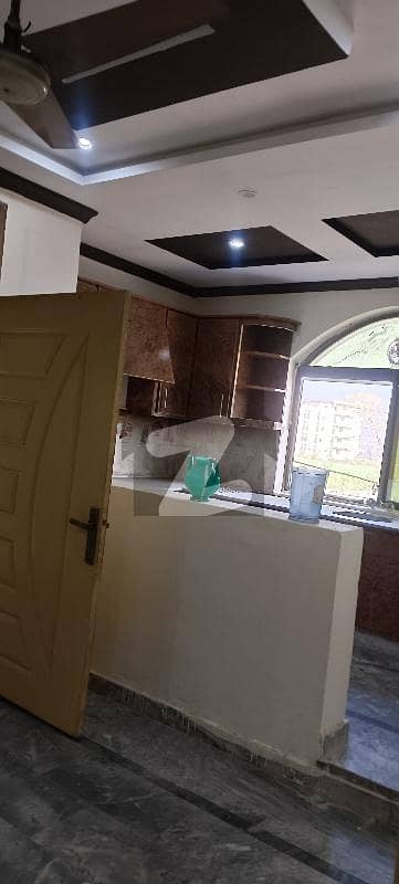 park road near comsat university Bilal masjid upar portion available for rent in 30 thousand park road near comsat university Bilal masjid upar portion available for rent in 30 thousand