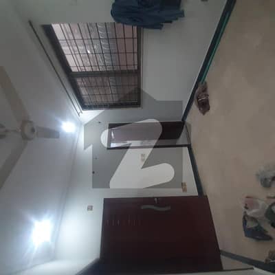 جی ۔ 13 اسلام آباد میں 3 کمروں کا 4 مرلہ زیریں پورشن 90.0 ہزار میں کرایہ پر دستیاب ہے۔