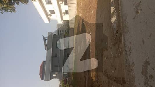 PRIME LOCATION ONE KANAL SOLID LAND LEVEL PLOT AVAIL FOR SALE