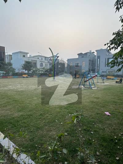 پارک ویو سٹی لاہور میں 5 مرلہ رہائشی پلاٹ 75.0 لاکھ میں برائے فروخت۔