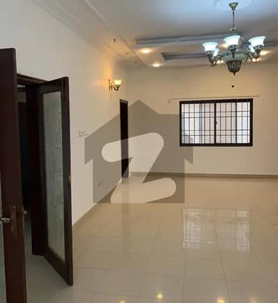 ماڈل ٹاؤن ۔ بلاک ای ماڈل ٹاؤن,لاہور میں 8 کمروں کا 1 کنال مکان 20.0 کروڑ میں برائے فروخت۔