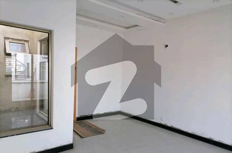 8 Marla Office In Garden Town Is Available