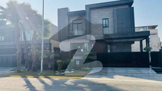 ڈی ایچ اے فیز 6 ڈیفنس (ڈی ایچ اے),لاہور میں 5 کمروں کا 1 کنال مکان 11.2 کروڑ میں برائے فروخت۔