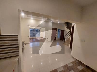 بحریہ ٹاؤن فیز 8 ۔ علی بلاک بحریہ ٹاؤن فیز 8 ۔ سفاری ویلی,بحریہ ٹاؤن فیز 8,بحریہ ٹاؤن راولپنڈی,راولپنڈی میں 3 کمروں کا 0 مرلہ فلیٹ 60.0 ہزار میں کرایہ پر دستیاب ہے۔