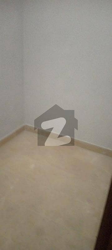 ڈی ایچ اے فیز 7 ڈی ایچ اے ڈیفینس,کراچی میں 3 کمروں کا 8 مرلہ فلیٹ 90.0 ہزار میں کرایہ پر دستیاب ہے۔ ڈی ایچ اے فیز 7 ڈی ایچ اے ڈیفینس,کراچی میں 3 کمروں کا 8 مرلہ فلیٹ 90.0 ہزار میں کرایہ پر دستیاب ہے۔