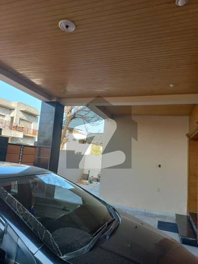 14 Marla Upper Portion For Rent In E11