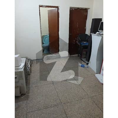 Lower Portion Of 6 Marla Is Available For Rent In Allama Iqbal Town - Satluj Block, Lahore