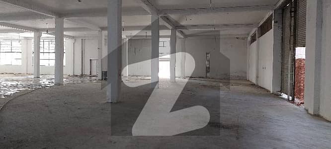 سُندرانڈسٹریل اسٹیٹ لاہور میں 16 کنال گودام 30.0 لاکھ میں کرایہ پر دستیاب ہے۔