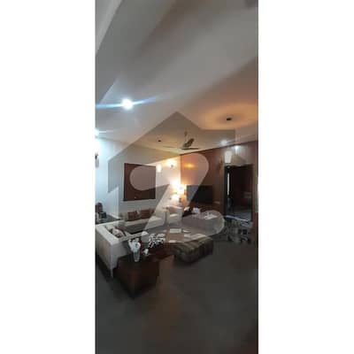 سینٹرل پارک ہاؤسنگ سکیم لاہور میں 4 کمروں کا 10 مرلہ مکان 2.71 کروڑ میں برائے فروخت۔