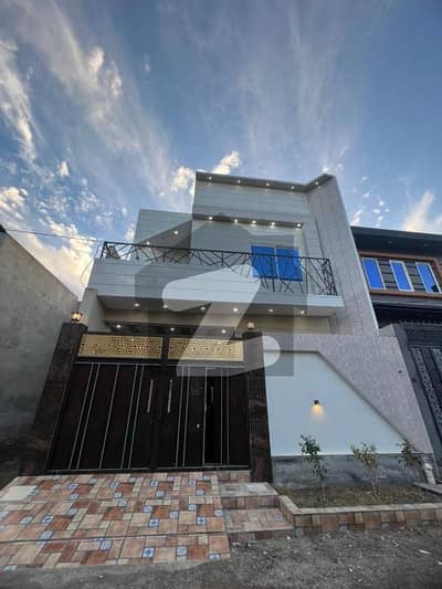 سفیان گارڈن ورسک روڈ,پشاور میں 5 کمروں کا 5 مرلہ مکان 2.1 کروڑ میں برائے فروخت۔