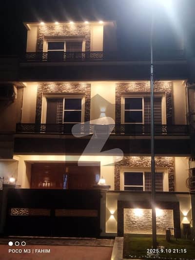 House Of 1000 Square Feet Available For rent In G-13