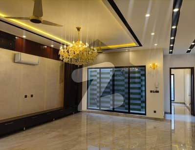 Brand New 1 Kanal House Available In Model Town For sale