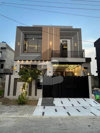 7 Marla Brand New House for Rent