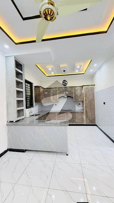 جناح گارڈنز ایف ای سی ایچ ایس,اسلام آباد میں 2 کمروں کا 7 مرلہ زیریں پورشن 45.0 ہزار میں کرایہ پر دستیاب ہے۔