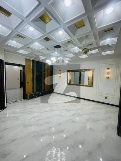 10 Marla Brand New House For Rent