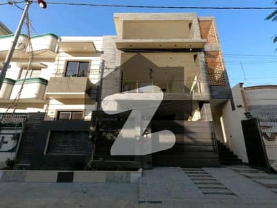 سعدی ٹاؤن - بلاک تین سعدی ٹاؤن,سکیم 33,کراچی میں 6 کمروں کا 10 مرلہ مکان 3.57 کروڑ میں برائے فروخت۔