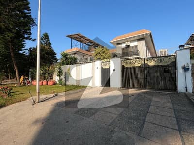 ایف ۔ 10/4 ایف ۔ 10,اسلام آباد میں 5 کمروں کا 1 کنال مکان 20.5 کروڑ میں برائے فروخت۔