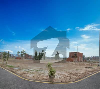 پارک ویو سٹی - امپیریل بلاک پارک ویو سٹی,لاہور میں 5 مرلہ رہائشی پلاٹ 62.0 لاکھ میں برائے فروخت۔