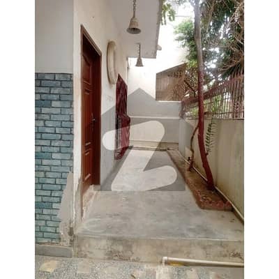 Centrally Located Office Available In Gulshan-E-Iqbal - Block 13/A For Rent