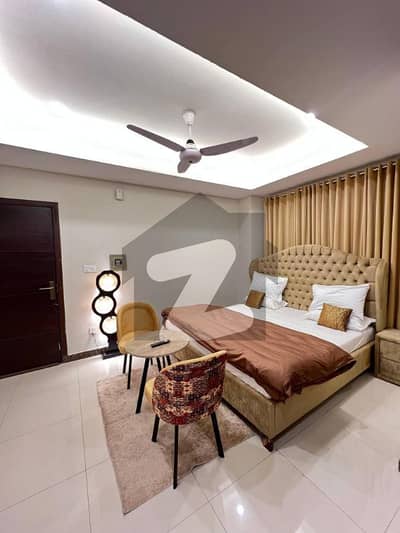 آئی ۔ 8 اسلام آباد میں 6 کمروں کا 1 کنال مکان 7.2 لاکھ میں کرایہ پر دستیاب ہے۔