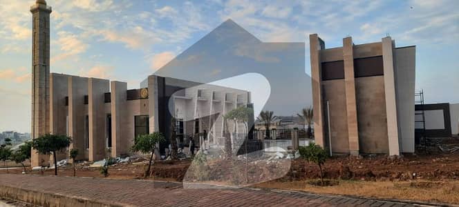 بحریہ ٹاؤن فیز 8 ۔ بلاک پی بحریہ ٹاؤن فیز 8,بحریہ ٹاؤن راولپنڈی,راولپنڈی میں 1 کنال رہائشی پلاٹ 1.55 کروڑ میں برائے فروخت۔