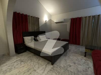 Room Of 200 Square Yards Is Available For Rent In DHA Phase 6