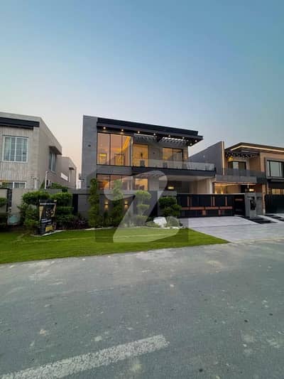 ڈی ایچ اے ڈیفینس فیز 2 ڈی ایچ اے ڈیفینس,اسلام آباد میں 6 کمروں کا 1 کنال مکان 3.1 لاکھ میں کرایہ پر دستیاب ہے۔