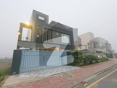 بحریہ آرچرڈ فیز 1 بحریہ آرچرڈ,لاہور میں 5 کمروں کا 11 مرلہ مکان 2.8 کروڑ میں برائے فروخت۔