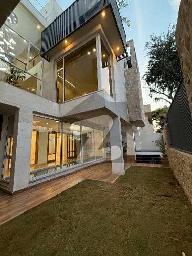 ڈی ایچ اے ڈیفینس فیز 2 ڈی ایچ اے ڈیفینس,اسلام آباد میں 5 کمروں کا 1 کنال مکان 15.8 کروڑ میں برائے فروخت۔