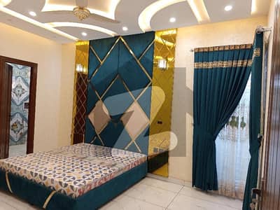 ماسٹر سٹی ہاؤسنگ سکیم گوجرانوالہ میں 5 کمروں کا 10 مرلہ مکان 4.35 کروڑ میں برائے فروخت۔