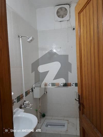 جی ۔ 13/1 جی ۔ 13,اسلام آباد میں 2 کمروں کا 4 مرلہ زیریں پورشن 53.0 ہزار میں کرایہ پر دستیاب ہے۔