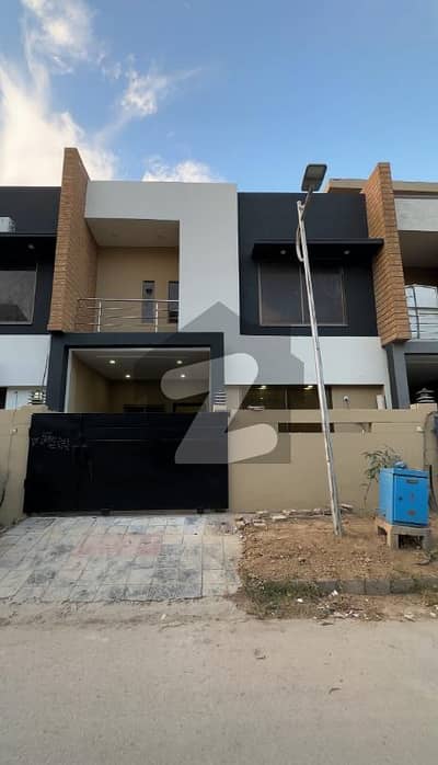 بی ۔ 17 اسلام آباد میں 3 کمروں کا 5 مرلہ مکان 2.25 کروڑ میں برائے فروخت۔