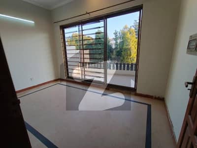 E11 full house 6 bedrooms