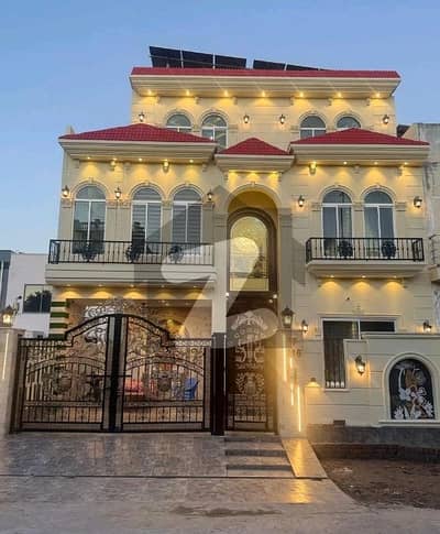 Prime Location 10 Marla House For sale Available In Citi Housing Society