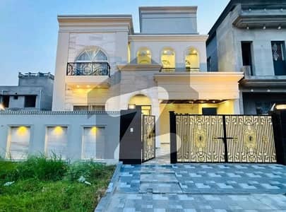 You Can Find A Gorgeous Prime Location House For sale In Citi Housing Society