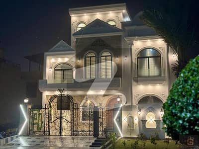 Spacious Prime Location House Is Available For sale In Ideal Location Of Citi Housing Society