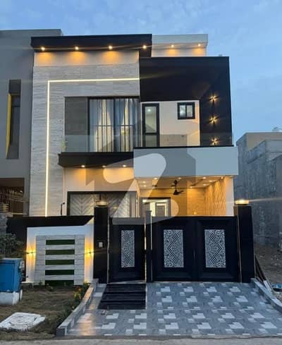 Perfect Prime Location 5 Marla House In Citi Housing Society For sale