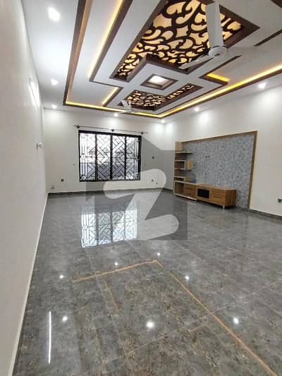 جی ۔ 14/4 جی ۔ 14,اسلام آباد میں 4 کمروں کا 1 کنال بالائی پورشن 1.6 لاکھ میں کرایہ پر دستیاب ہے۔