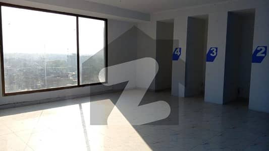 گلبرگ 3 گلبرگ,لاہور میں 6 مرلہ Studio دفتر 2.0 لاکھ میں کرایہ پر دستیاب ہے۔