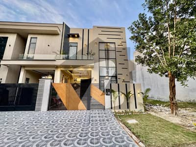 سٹی ہاؤسنگ سوسائٹی گوجرانوالہ میں 5 کمروں کا 5 مرلہ مکان 2.15 کروڑ میں برائے فروخت۔