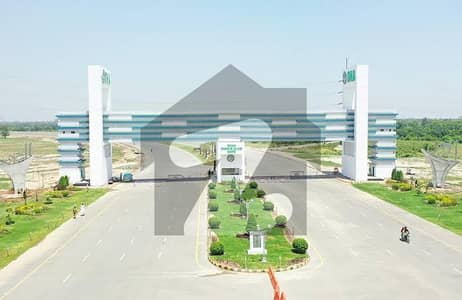 B1 2 MarLa Commercial pLot Available