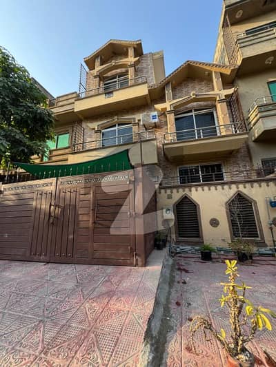 G13/1 25*40 Used Beautiful House For Sale