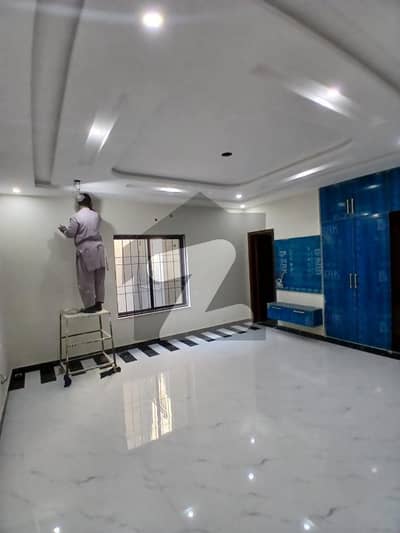 آرکیٹیکٹس انجنیئرز ہاؤسنگ سوسائٹی لاہور میں 3 کمروں کا 10 مرلہ بالائی پورشن 85.0 ہزار میں کرایہ پر دستیاب ہے۔