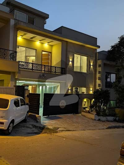 10 Marla House Is Available For Rent In Bahria Town Phase 8 Block E Rawalpindi
