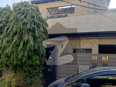 کیولری ایکسٹینشن لاہور میں 4 کمروں کا 10 مرلہ مکان 4.25 کروڑ میں برائے فروخت۔